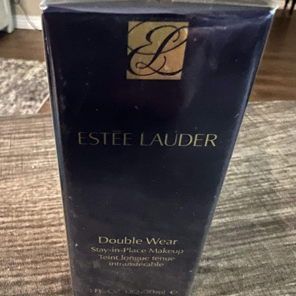 Double wear foundation